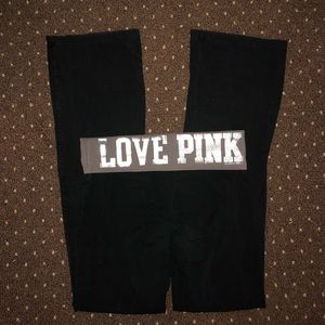 Victoria’s Secret PINK yoga pants